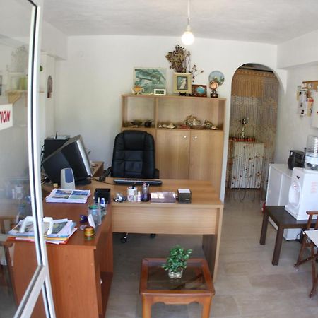 Villa Avra Dassia  Zimmer foto